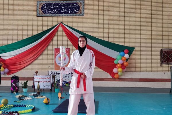 سوت آغاز المپیاد در مدرسه عترت به صدا درآمد