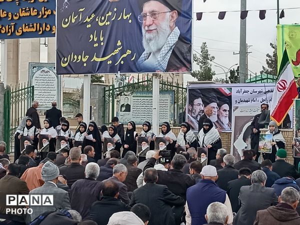 جلوه‌هایی از برگزاری نماز عید سعید فطر در شهر جعفریه قم
