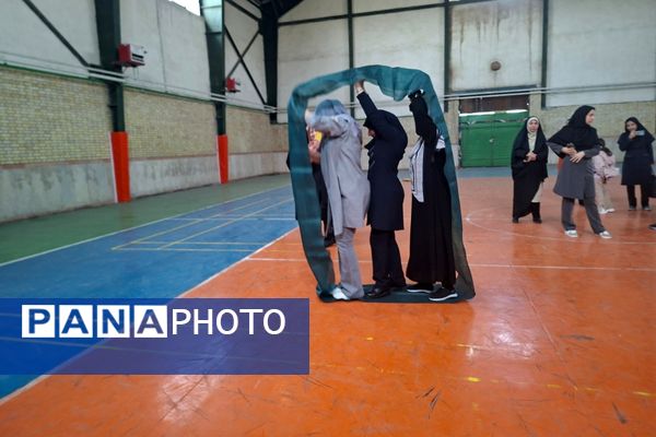 کارگاه آموزشی مربیان پیشتاز سازمان دانش‌آموزی در اردوگاه شهید منتظری شهریار 