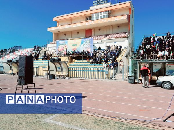 راهپیمایی یوم الله ۲۲  بهمن با حضور پرشور مردم در بوشهر 