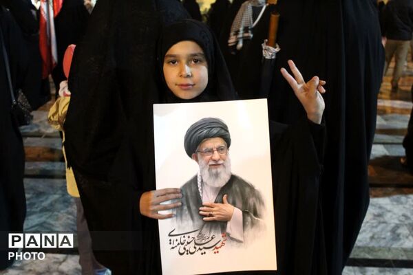احیا در اولین شب قدر و هشتمین شب مراسم شهادت قائد امت آیت الله خامنه ای 