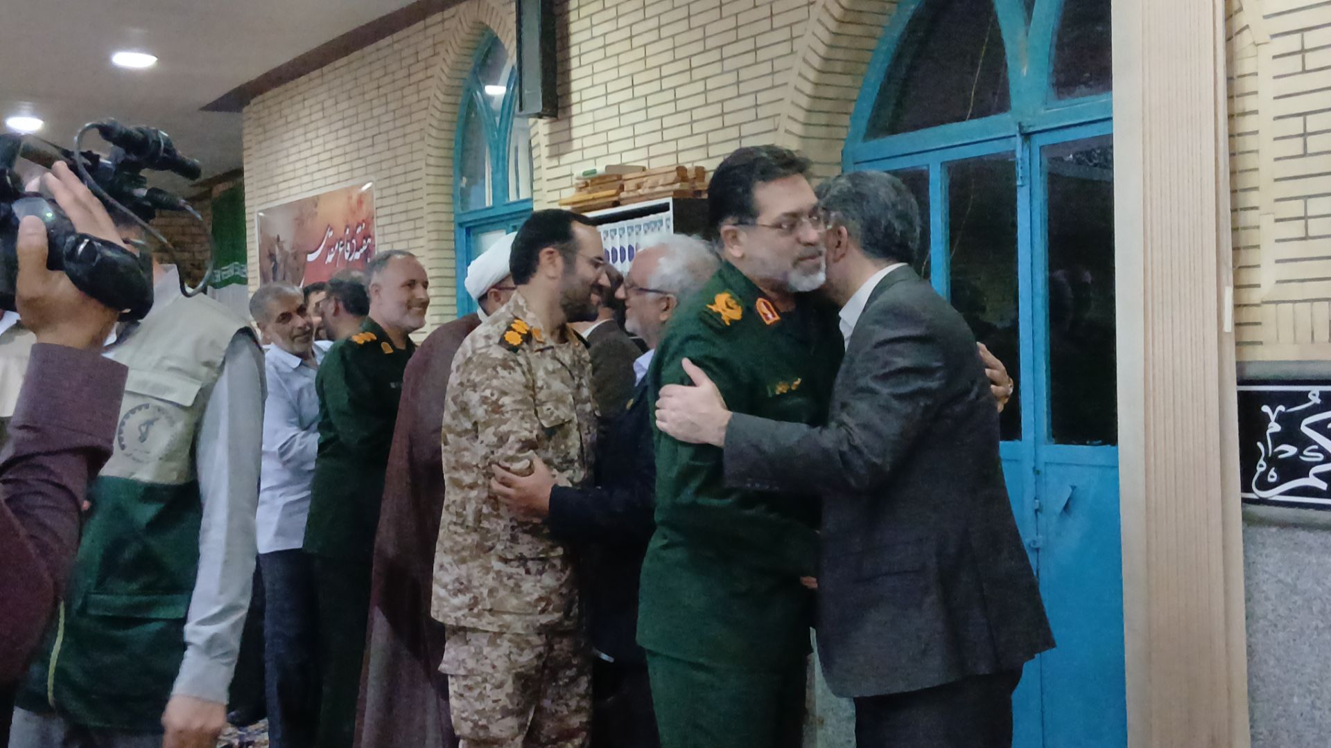 توزیع 4هزار و 313 بسته لوازم‌التحریر میان دانش‌آموزان محروم تویسرکان