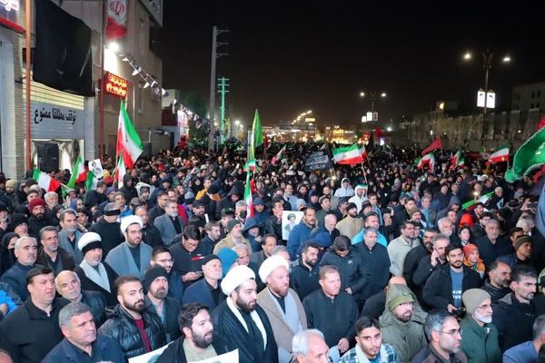 تجمع مردم اسلامشهر بار دیگر حماسه آفرینی کرد 