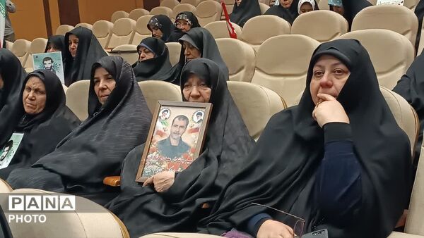 همایش «تبیین‌گران بصیر» در قم