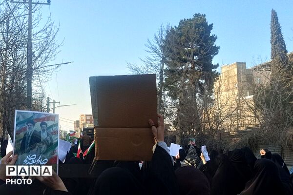 دست خدا بر سر ماست خامنه ای رهبر ماست 
