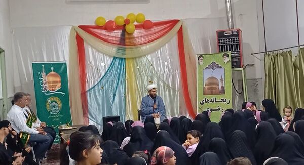 جشن ولادت امام رضا(ع) در مسجد ابوالفضل شهر حبیب آباد 