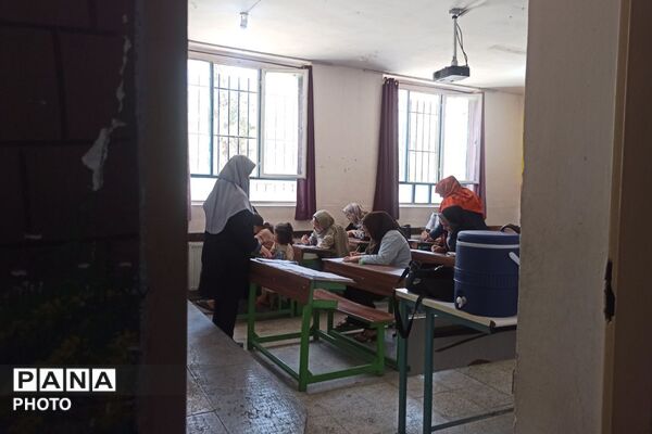 برگزاری امتحانات نهضت سوادآموزی شهرستان رباط‌کریم 