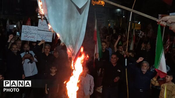 حسینیه امام خامنه ای(ره)به وسعت ایران،در شب صد و بیست و هفتم