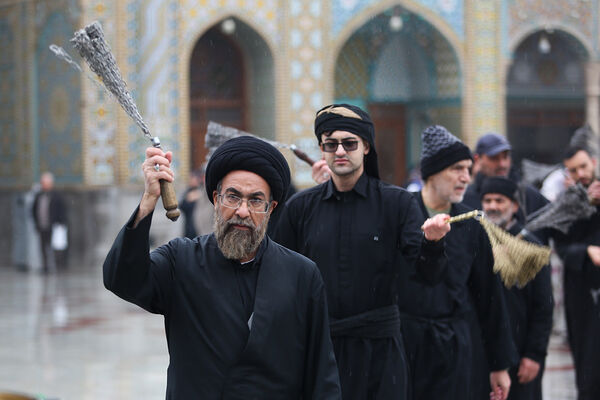 مراسم عزاداری سالروز شهادت امام هادی(ع) در حرم حضرت معصومه(س)