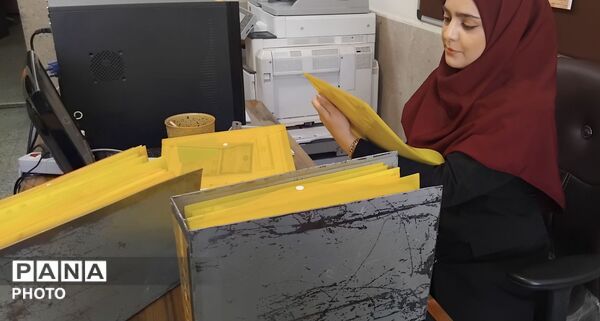 مشاوره تحصیلی و انتخاب رشته در مدرسه توللی امجد
