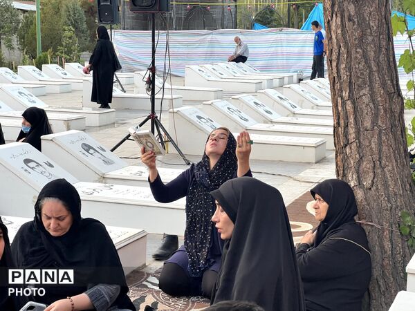 مراسم شیرخوارگان در امامزاده شهرک ینگی امام 
