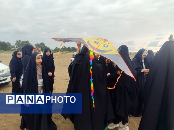 بازدید دانش‌آموزان حاضر در مسابقات قرآن از اماکن تاریخی و طبیعی ساری 