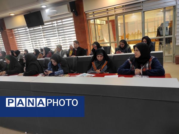  نشست خبری رئیس شورای شهر اصفهان با خبرنگاران