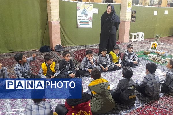  مراسم عزاداری ایام فاطمیه و یادواره شهدا در دبستان پسرانه آیت‌الله خامنه‌ای