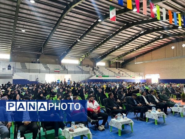 همایش هفته بزرگداشت مقام معلم در شهر آشخانه