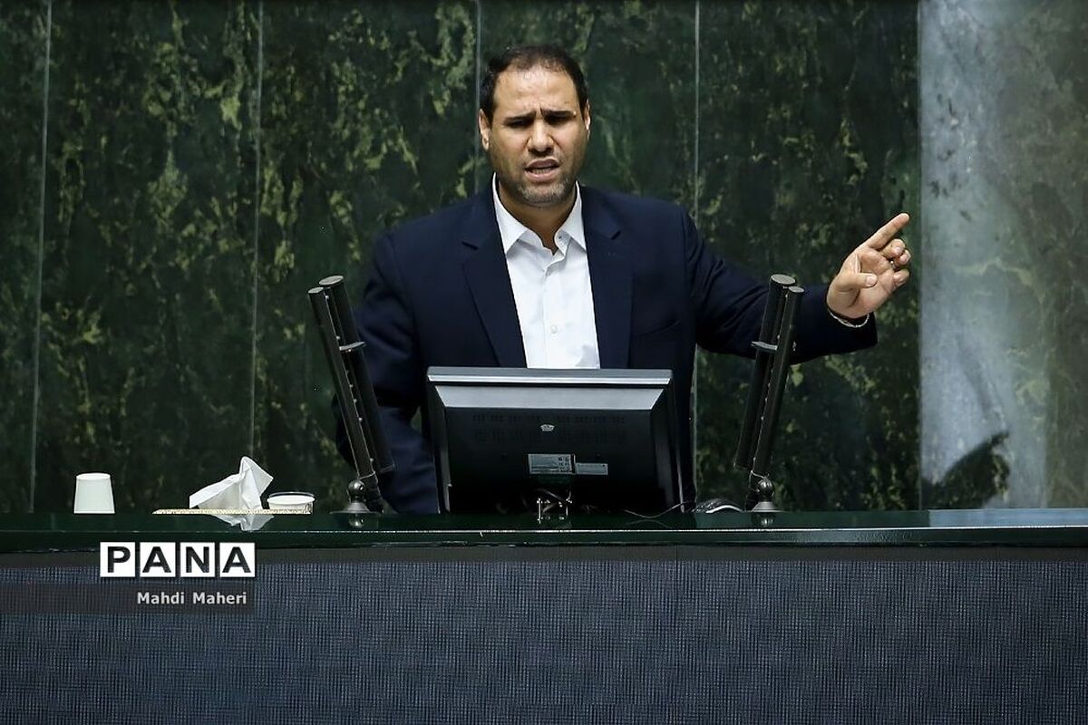 با اجرای قانون رتبه‌بندی، حقوق معلمان ۲۶ درصد رشد پیدا کرد