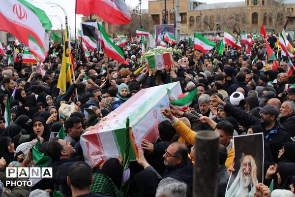 مراسم باشکوه بیعت مردم همدان با رهبر جدید انقلاب اسلامی 