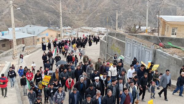 جلوه‌ای از شور انقلابی در سالروز پیروزی