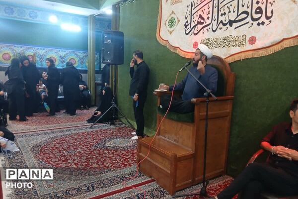 لالایی عشق در سوگ کوچک‌ترین شهید کربلا