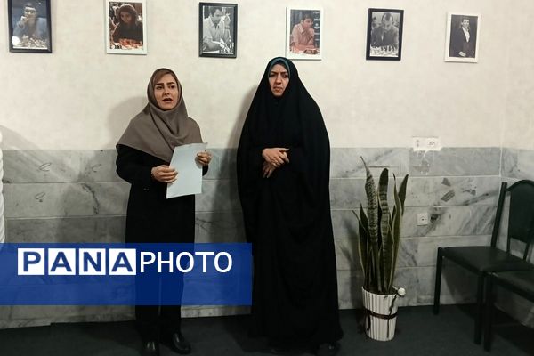 رقابت فکری دانش آموزان شهرستان قدس در مسابقات شطرنج دانش‌آموزی 