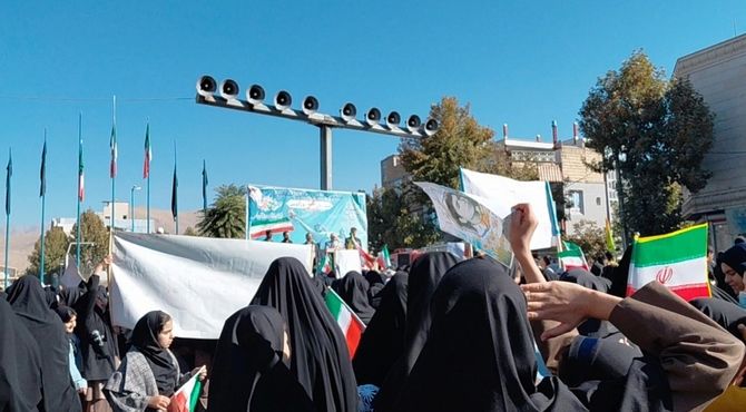 حضور مردم شهرستان الشتر در راهپیمایی ۱۳ آبان