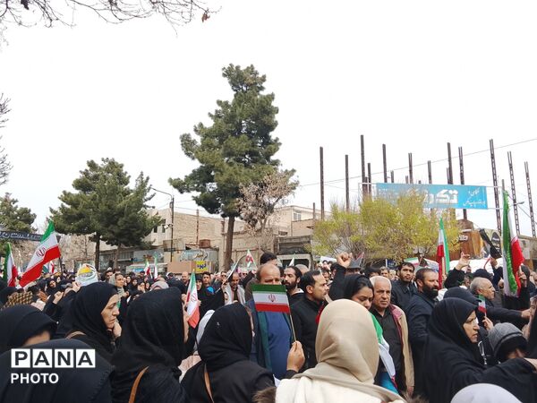  راهپیمایی روز قدس باحضور پرشور مردم نیشابور