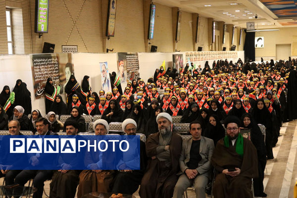 جلوه‌هایی از یادواره شهدای فرهنگی و دانش‌آموز استان قم