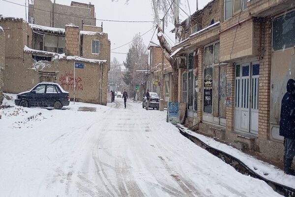 یک قدم مانده به زمستان طبیعت شهر بار کاملاً زمستانی شد