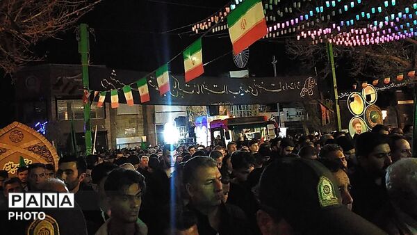 حضور پرشور مردم غیور و شجاع  شهرستان نیشابور در  تشییع پیکر  مطهر شهید مهدی عمارلو 