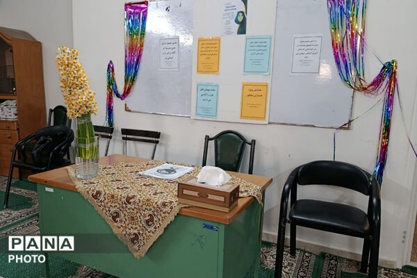 گامی مؤثر در مسیر رشد؛ گردهمایی همیاران مشاور دختر در ابوذر غفاری