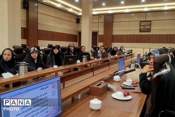 مراسم تقدیر از مشاوران ناحیه دو شهرری 