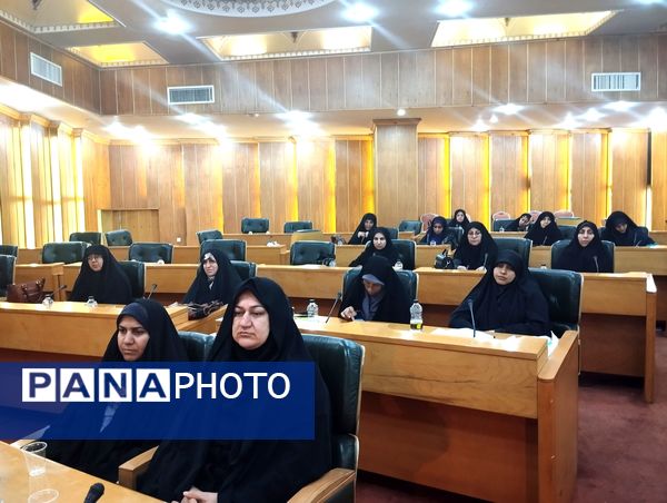 مراسم اختتامیه پنجمین دوره آموزشی مهارت‌های ارتقا یادگیری - یاددهی زندگی و بالندگی 