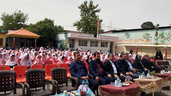 گرامیداشت روز معلم در مدرسه شاهد شهید سلطانی ناحیه ۱کرج 