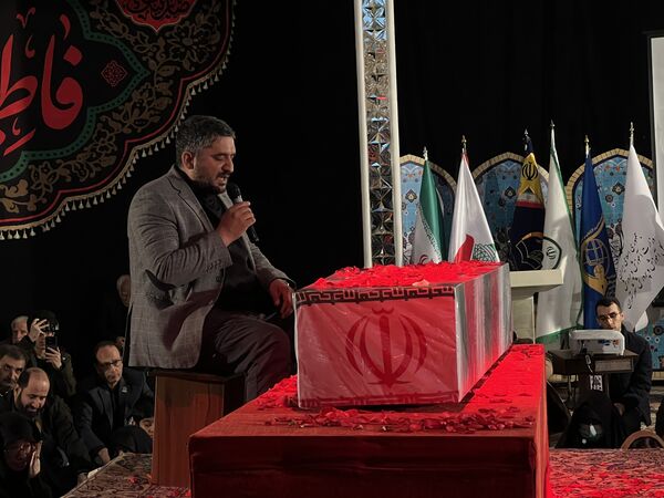 وداع با پیکر شهید گمنام 