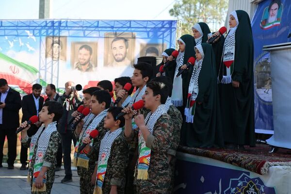 افتتاحیه ملی اردوی راهیان نور همزمان با گرامیداشت روز نوجوان و هفته بسیج دانش‌آموزی در گلزار شهدای تهران