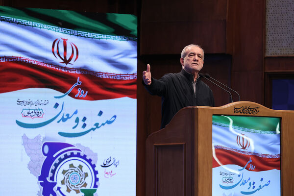 دستگاه دیپلماسی ما هرگز از حقوق ملت ایران کوتاه نخواهد آمد/ نباید با اظهارنظرهای نسنجیده، تلاش‌های خالصانه افراد را نادیده بگیریم