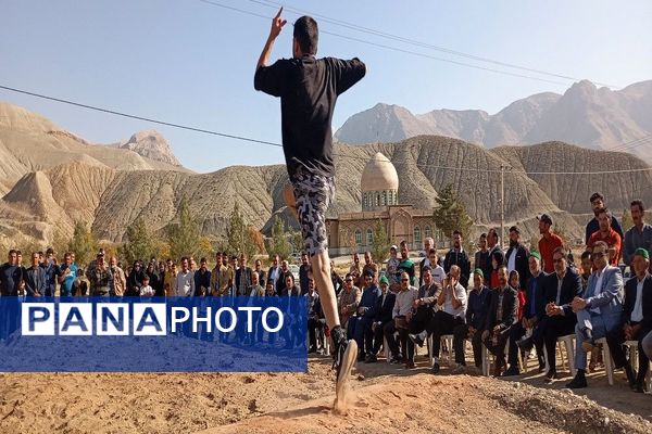 جشنواره بازی های بومی محلی در شهر بار نیشابور