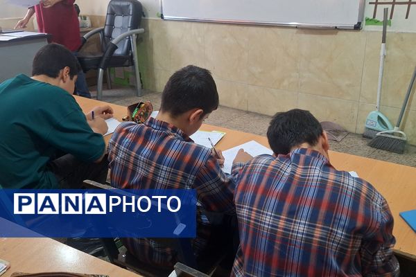 آغاز آزمون هماهنگ پایه ششم ناحیه ۳ شیراز 