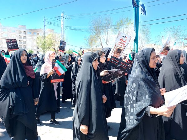 راهپیمایی روز قدس با حضور مدیرکل آموزش و پرورش شهرستان‌های تهران در کهریزک 