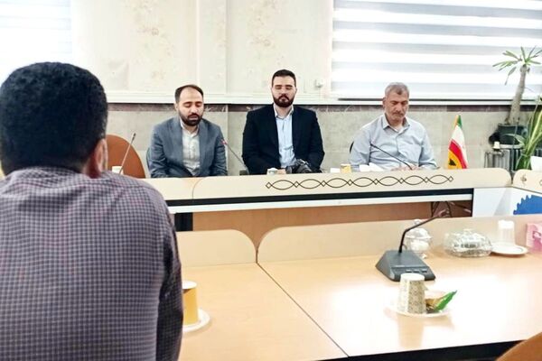 تجلیل از فرهنگیان و دانش آموزان فعال حوزه  نماز در شهرستان قدس