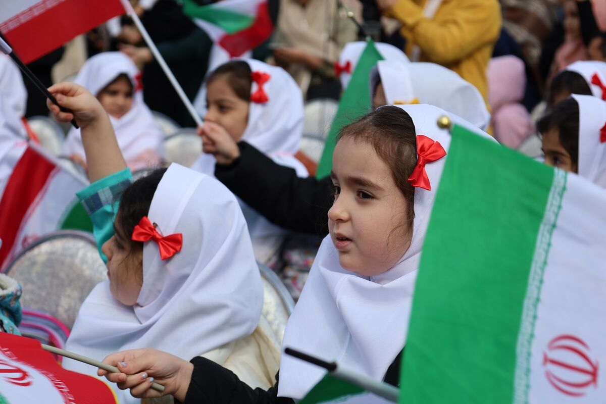 جشن شکوفه‌ها در آذربایجان غربی