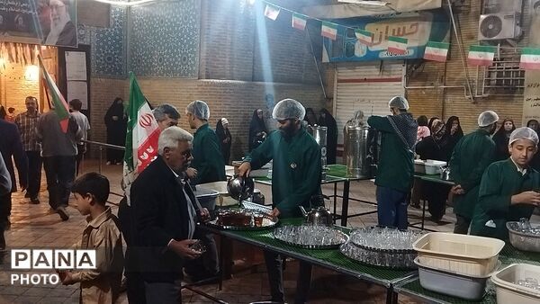 هفتاد و پنج شب چایخانه مسجد الزهرا میزبان سنگربان نیشابوری شد 