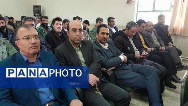 تکریم و معارفه سرپرست معاونت فرمانداری و بخشداران بخش مرکزی و بخش شیدا شهرستان بن