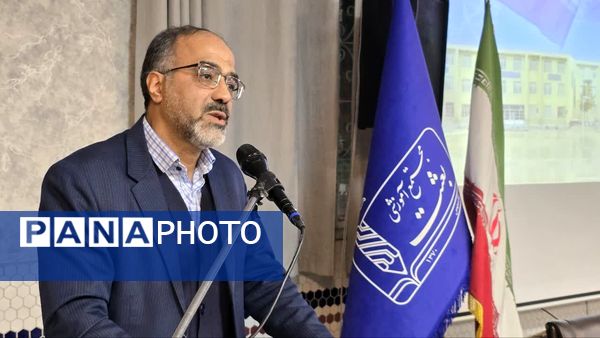 جلسه دوم هدایت تحصیلی ویژه پایه نهم دبیرستان دوره اول بعثت واحد۶ 