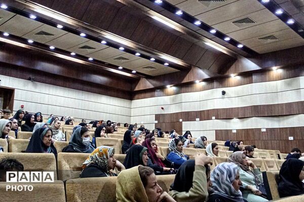  نخستین همایش پیشگیری از آسیب‌های اجتماعی ویژه اولیای دانش‌آموزان در قدس