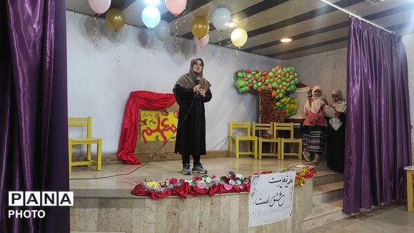 گرامیداشت مقام معلم در کانون پرورش فکری گلوگاه 