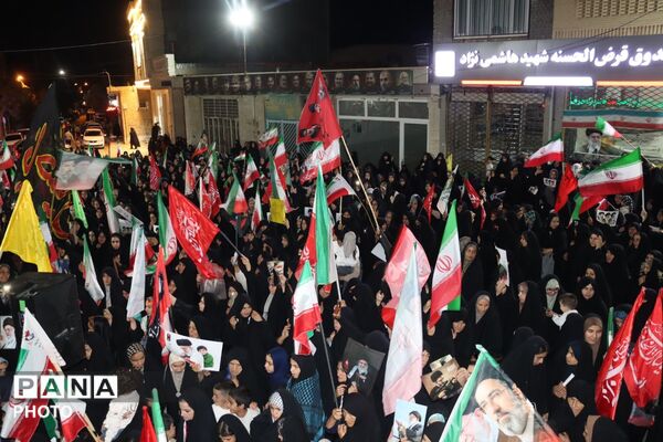 اجتماع شبانه کودکان و نوجوانان با «سلام فرمانده»