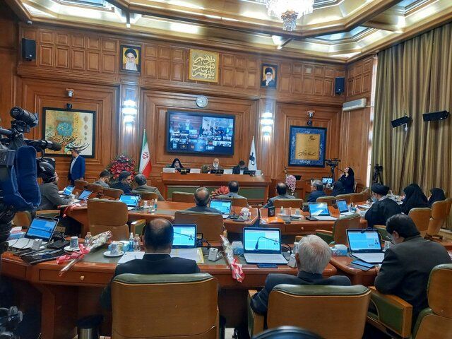 از بیمه پروژه‌های سازمان نوسازی تهران تا تحویل سند ۱۰۰۰ واحد مسکونی به تهرانی‌ها