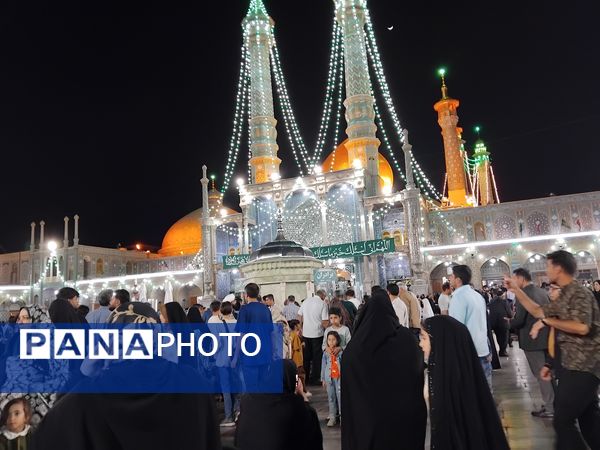 حال و هوای حرم حضرت معصومه(س) در روزهای پایانی نوروز