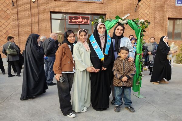 اعزام دانش‌آموزان دختر منتخب سازمان دانش‌آموزی استان اردبیل به سفر معنوی حج عمره مفرده 